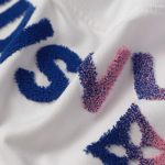 T-shirt Louis Vuitton LV White Gradient Logo - Image 4